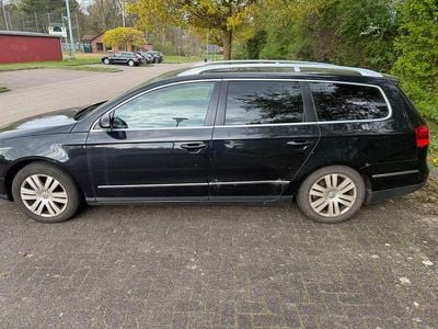 Second-hand VW Passat Highline 140 CP (102 kW) 2008 Negru Break