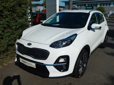Gebraucht Kia Sportage Spirit 136 PS (100 kW) 2019 Deluxe white SUV