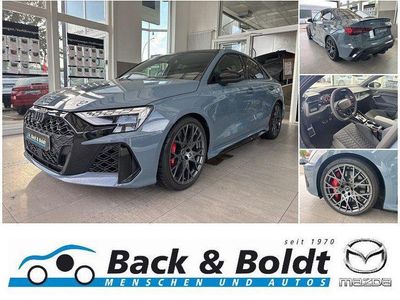 Grau Gebraucht 2025 Audi RS3 Sport Limousine | 76.950 €