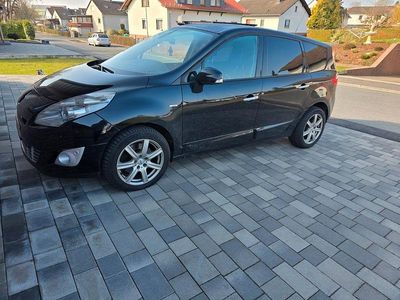 Gebraucht Renault Grand Scénic III Bose Edition 150 PS (110 kW) 2011 Schwarz Van / Kleinbus