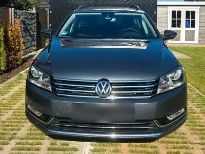 Gebraucht VW Passat Highline 177 PS (130 kW) 2013 Grau Kombi