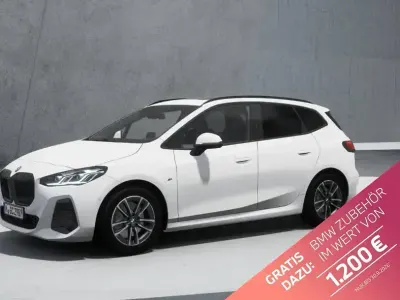 Gebraucht BMW 223 Active Tourer M Sport 204 PS (150 kW) 2025 Weiß Van / Kleinbus