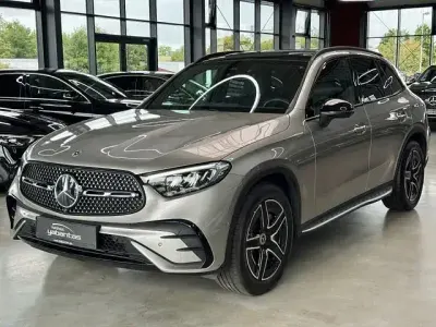 Gebraucht Mercedes GLC300 AMG 292 PS (214 kW) 2024 Silber SUV