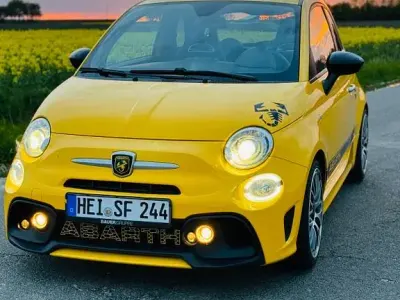 Gebraucht Abarth 595 Turismo 165 PS (121 kW) 2018 Gelb Kleinwagen