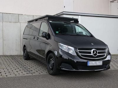 Mercedes V220