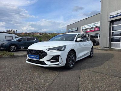Second-hand Ford Focus ST-Line 125 CP (91 kW) 2023 Alb Berlinǎ