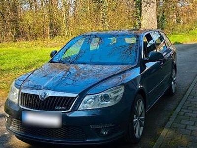 Gebraucht Skoda Octavia vRS 170 PS (125 kW) 2010 Grau Kombi
