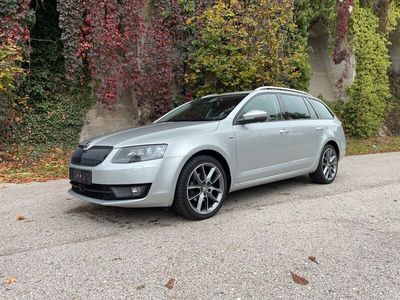 gebraucht Skoda Octavia 2.0 TDI Kombi, JOY , DSG, AHK, Xenon