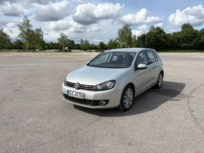 Gebraucht VW Golf VI 122 PS (89 kW) 2009 Silber Kleinwagen