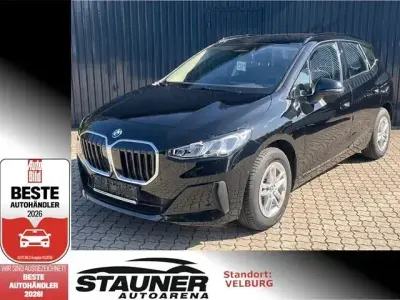 Gebraucht BMW 216 Active Tourer Shadowline 122 PS (89 kW) 2025 Schwarz Van / Kleinbus