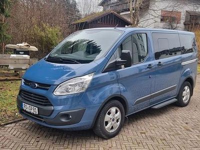 Gebraucht Ford Tourneo 170 PS (125 kW) 2017 Van / Kleinbus