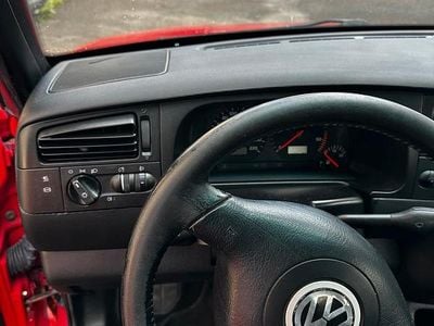Gebraucht VW Golf Cabriolet 90 PS (66 kW) 1998 Rot Cabrio