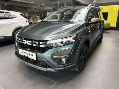 Gebraucht Dacia Jogger Extreme 101 PS (74 kW) 2025 Zedergrün Van / Kleinbus