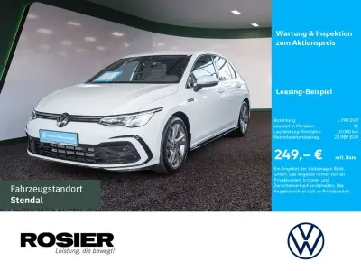 Gebraucht VW Golf VIII R-line 150 PS (110 kW) 2024 Weiss / pure white Limousine