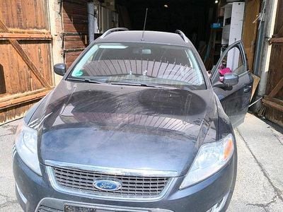 Gebraucht Ford Mondeo 140 PS (102 kW) 2010 Grau Kombi
