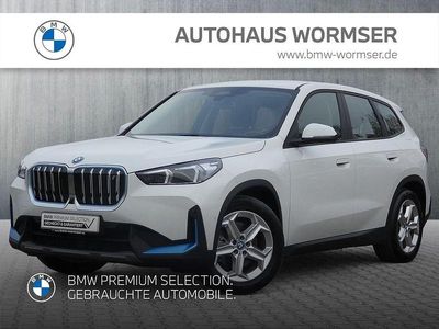 Gebraucht BMW iX1 Performance 200 kW (272 PS) 2023 Alpinweiß uni SUV