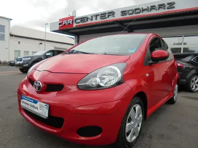 Gebraucht Toyota Aygo Cool 68 PS (50 kW) 2011 Super red v Kleinwagen
