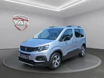 Gebraucht Peugeot Rifter GT 131 PS (96 kW) 2023 Grau Van / Kleinbus