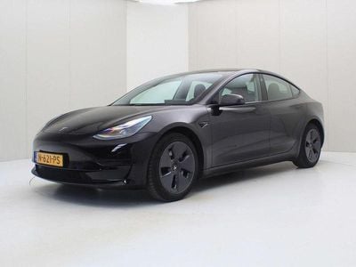 Gebraucht Tesla Model 3 Standard Range 225 kW (306 PS) 2021 Schwarz Limousine