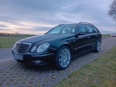 Gebraucht Mercedes E500 Avantgarde 387 PS (284 kW) 2006 Schwarz Kombi