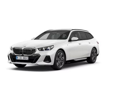 Gebraucht BMW i5 Sport Line 250 kW (340 PS) 2025 Weiß Kombi