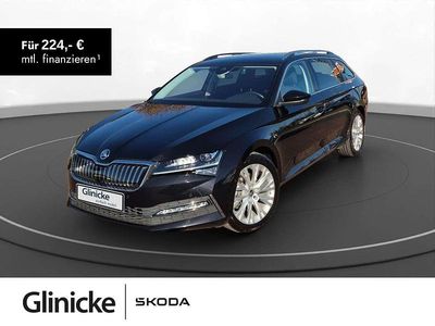 Gebraucht Skoda Superb Style 218 PS (160 kW) 2022 Schwarz Kombi