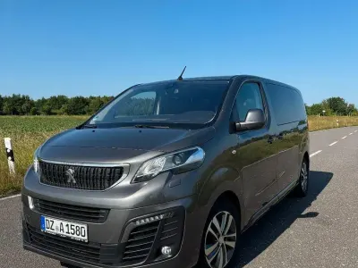 Gebraucht Peugeot Traveller Business-Line 177 PS (130 kW) 2018 Grau Van / Kleinbus
