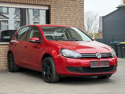Gebraucht VW Golf VI Trendline 80 PS (58 kW) 2009 Rot Kleinwagen