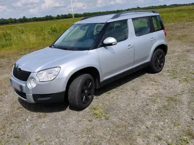 Gebraucht Skoda Yeti 110 PS (80 kW) 2013 Silber SUV