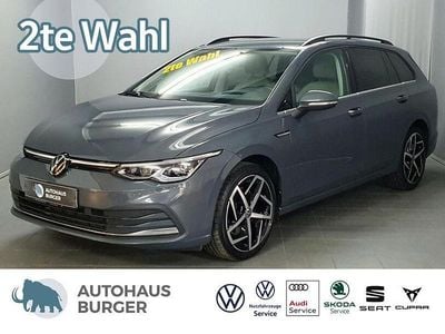 Delfingrau (metallic) Gebraucht 2022 VW Golf VIII Style Kombi | 16.540 € (Guter Preis)