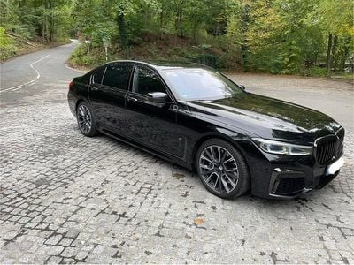 BMW 745e