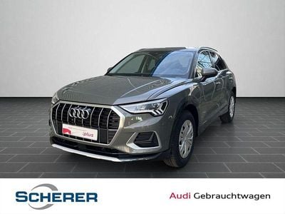 Chronosgrau metallic (metallic) Gebraucht 2025 Audi Q3 Ambiente SUV | 38.890 € (Guter Preis)