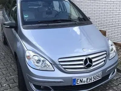 Używany Mercedes B200 185 KM (136 kW) 2005 Minivan