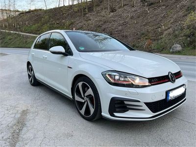 gebraucht VW Golf VII GTI Facelift Standheizung Panorama