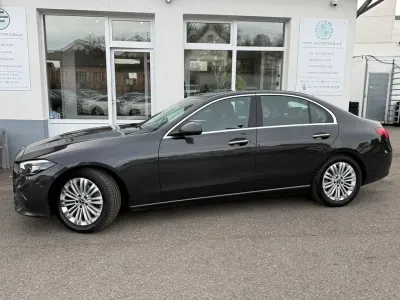 Gebraucht Mercedes C220 Avantgarde 200 PS (147 kW) 2022 Graphitgrau Limousine