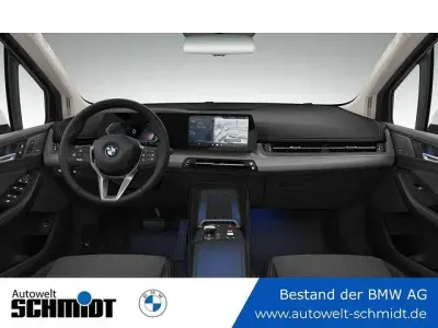 Gebraucht BMW 220 Active Tourer Comfort Edition 170 PS (125 kW) 2025 Alpinweiß Van / Kleinbus