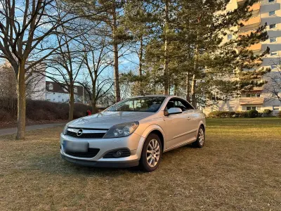 Gebraucht Opel Astra 110 PS (80 kW) 2006 Silber Cabrio