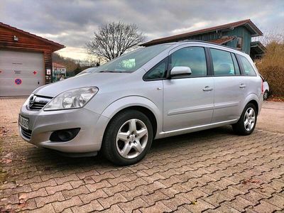 Silber Gebraucht 2009 Opel Zafira Van / Kleinbus | 2.500 €