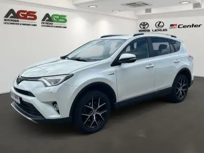 Gebraucht Toyota RAV4 Hybrid Basis 197 PS (144 kW) 2018 Novaweiß perleffekt SUV