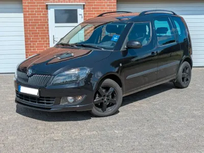 Gebraucht Skoda Roomster Noire 86 PS (63 kW) 2014 Schwarz Van / Kleinbus