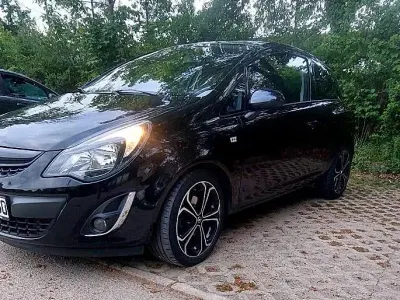 Gebraucht Opel Corsa Color Edition 120 PS (88 kW) 2013 Schwarz Kleinwagen
