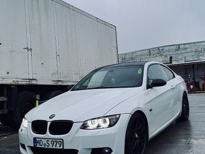 Usata BMW 335 Sport Line 286 CV (210 kW) 2007 Bianco Coupé