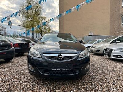 gebraucht Opel Astra Sports Tourer 1.4 Selection,Klimaautomatik