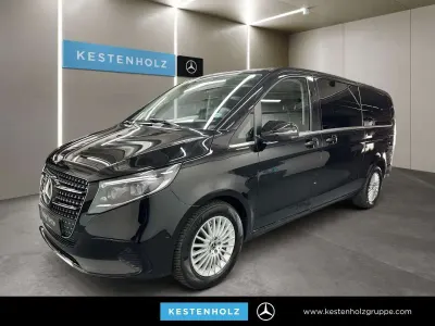 Gebraucht Mercedes V300 Avantgarde 237 PS (174 kW) 2025 Schwarz Van / Kleinbus