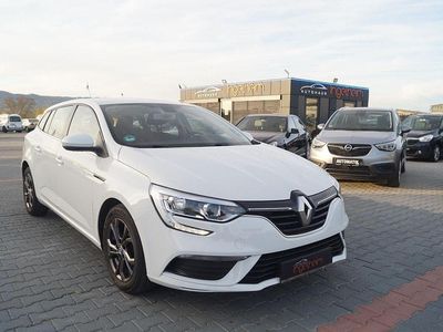 Gebraucht Renault Mégane GrandTour Play 101 PS (74 kW) 2018 Weiß Kombi