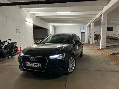 Gebraucht Audi A4 150 PS (110 kW) 2019 Schwarz Limousine