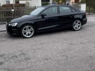 Gebraucht Audi A3 Attraction 150 PS (110 kW) 2015 Limousine