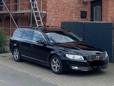 Gebraucht Volvo V70 114 PS (83 kW) 2014 Schwarz Kombi