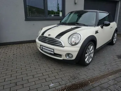 Usata Mini Cooper Pepper 120 CV (88 kW) 2010 Bianco Utilitaria