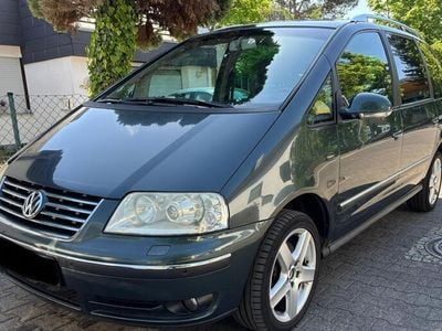 VW Sharan